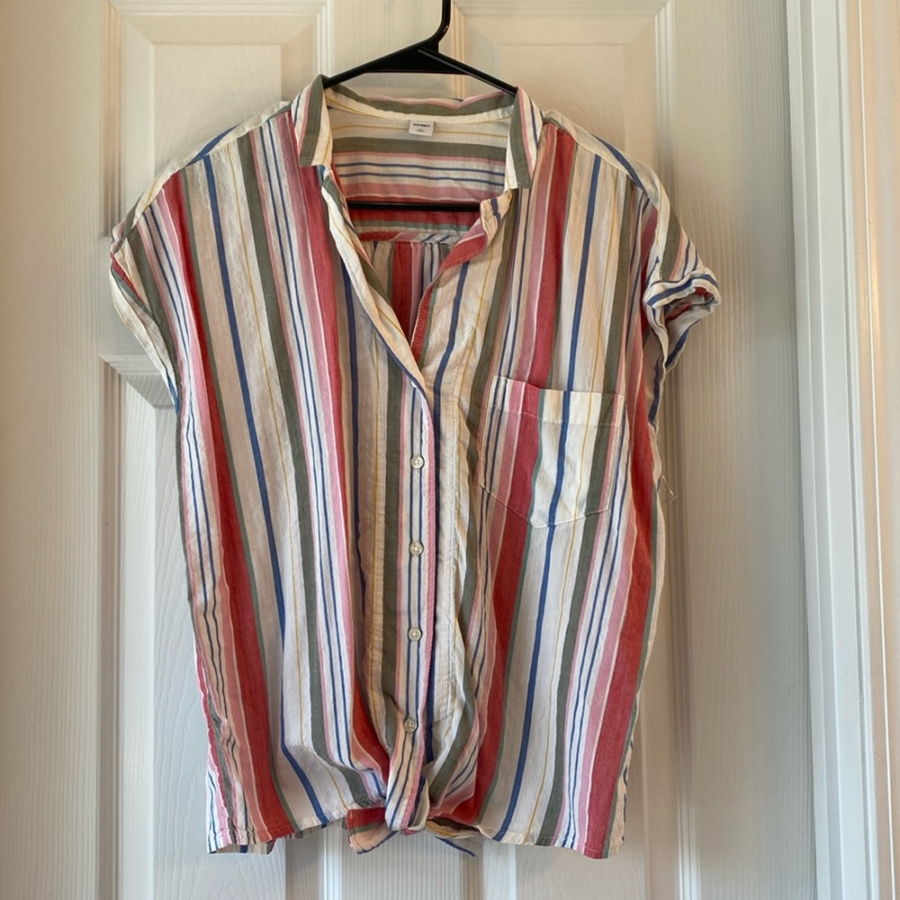 Old Navy Short Sleeve Button Down Blouse with Tie and Pocket - Medium